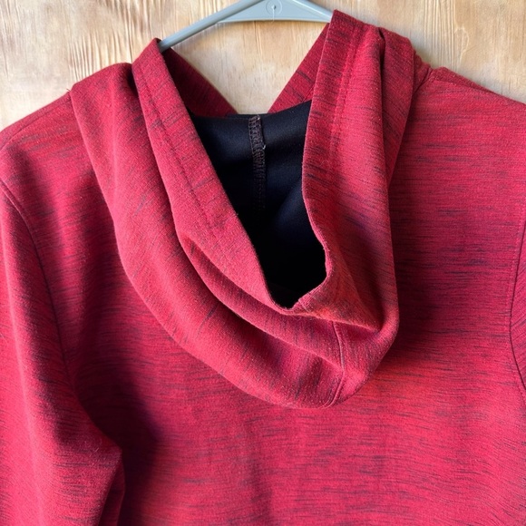 NHL Detroit Red Wings Long Tunic Length Hooded Sweatshirt - Picture 4 of 10